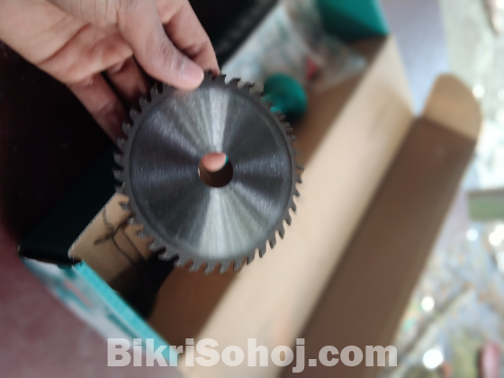 এংগেল গেরেন্ডারে (Total) 1100 'W